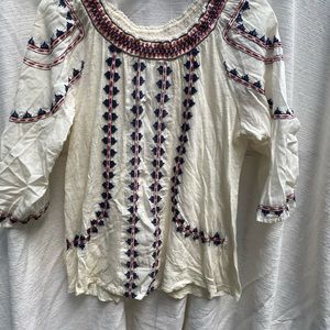 Lucky Brand tee with embroidery